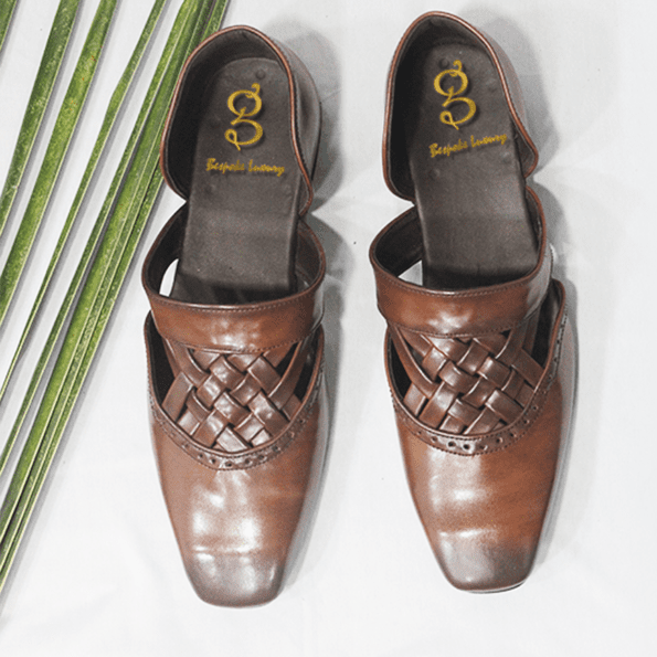 GC 01 BROWN 2