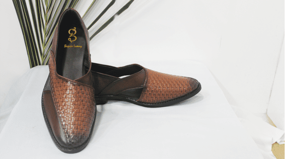 GC 04 TAN 2